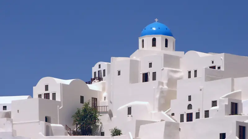 A Smarter Way to Island Hop in Greece’s Cyclades